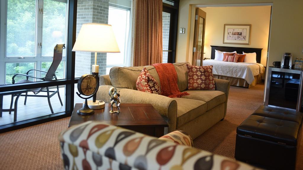 Oak Ridge Hotel Chaska Luaran gambar