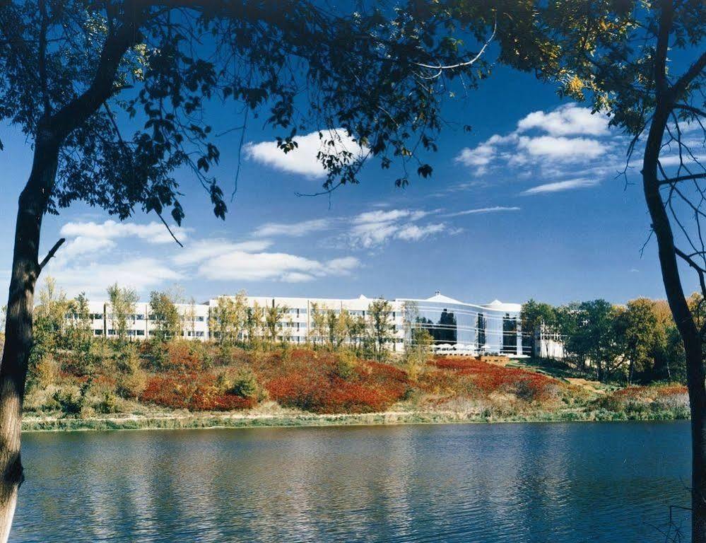 Oak Ridge Hotel Chaska Luaran gambar